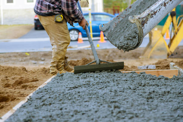 Best Residential Concrete Solutions in Jan Phyl Village, FL